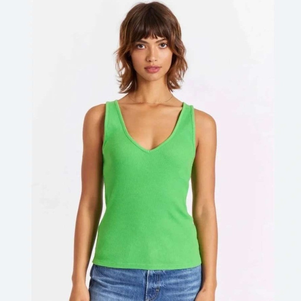 AMO Deeply Tank Top Size Small Vivid Green Ribbed V-Neck Cotton Knit Basic